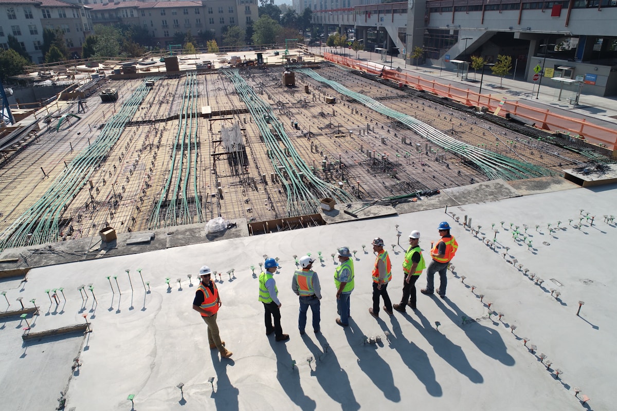 Partnering with Consultants on Fast-Track Programmes